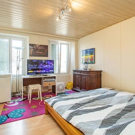 Chambre Double Standard LastMinut Payerne Extérieur photo