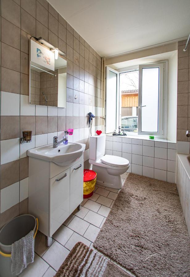 Chambre Double Standard LastMinut Payerne Extérieur photo