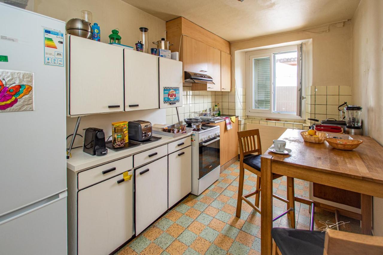 Chambre Double Standard LastMinut Payerne Extérieur photo