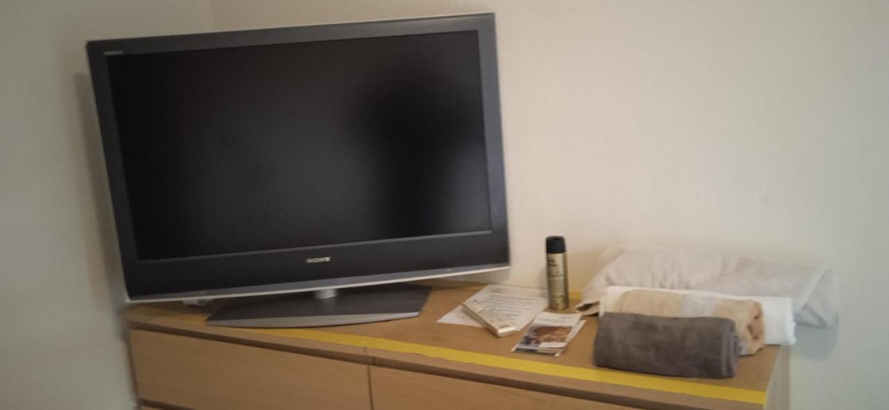 Chambre Double Standard LastMinut Payerne Extérieur photo